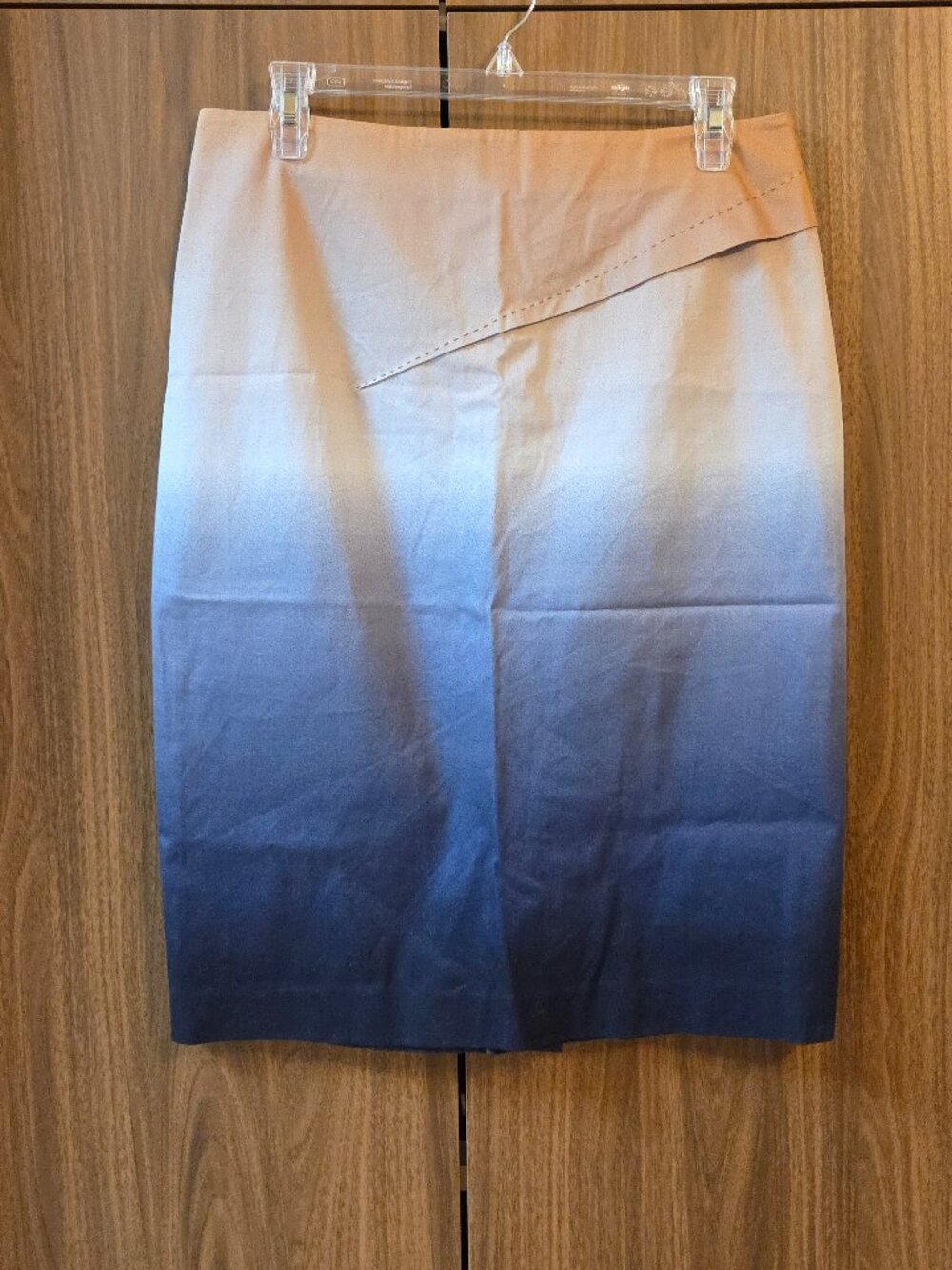 Rachel Roy sz 8 Ombre Pencil Skirt in Tan Indigo Multi Color Unlined Zip closure